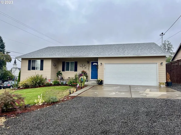 717 N Madison St, Lafayette, OR 97127