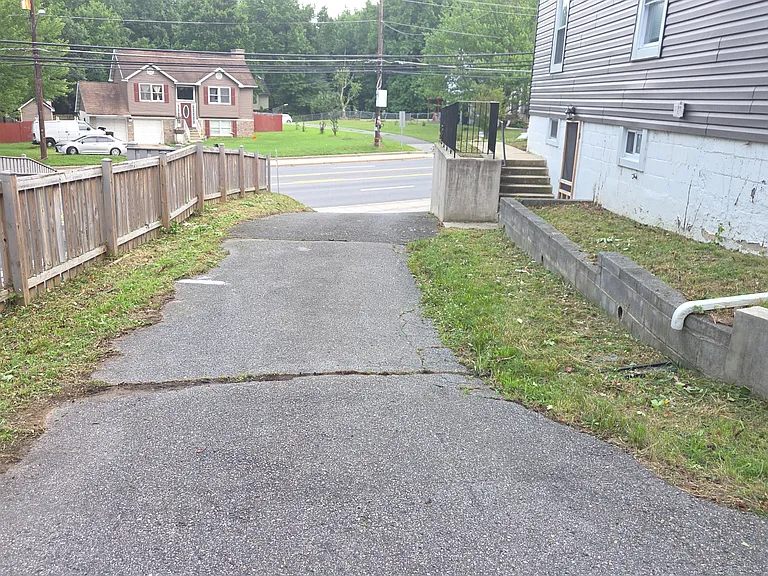 15 Ritchie Rd — Photo 41