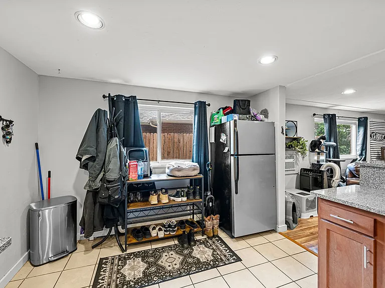 2836 N Xavier St — Photo 12