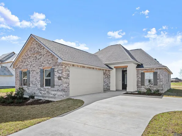 36139 Belle Parc Ave, Geismar, LA 70734