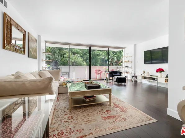 8787 Shoreham Dr APT 203, West Hollywood, CA 90069