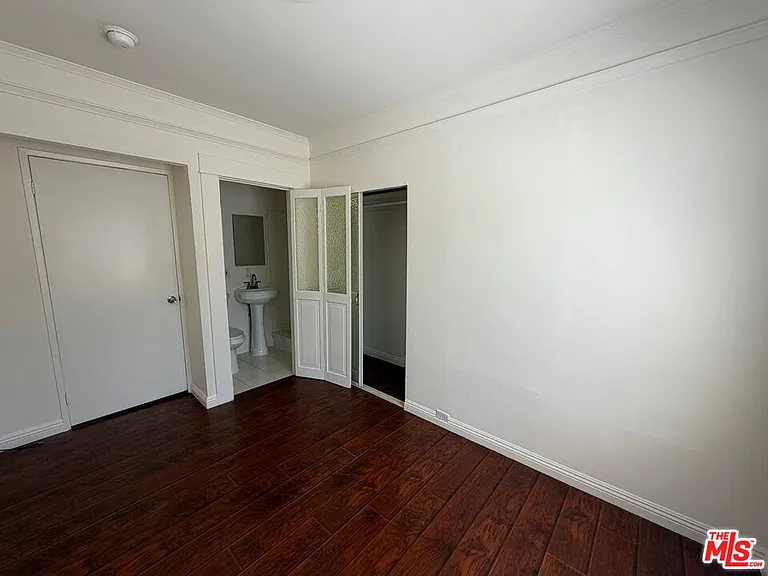 2240 Crenshaw Blvd #C — Photo 4