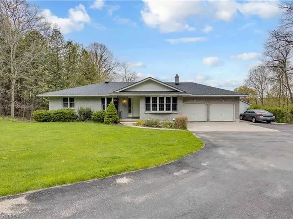 10 Burnside Dr, North Dumfries, ON N0B 1E0