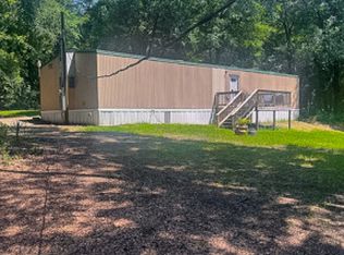 25 Macedonia Rd, Fort Gaines, GA 39851