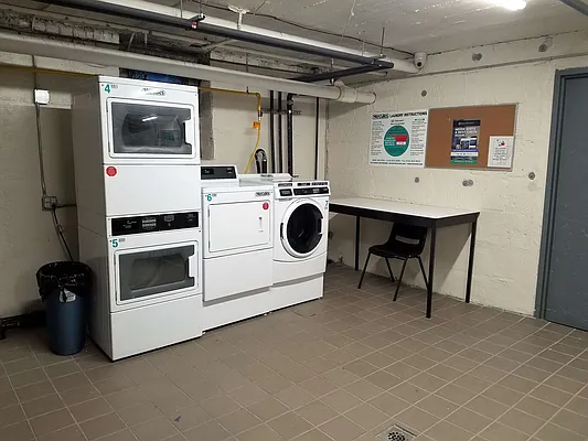 Rented by HFF Realty LLC | media 8