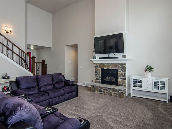 3rd image of 5067 W Ambermont Dr