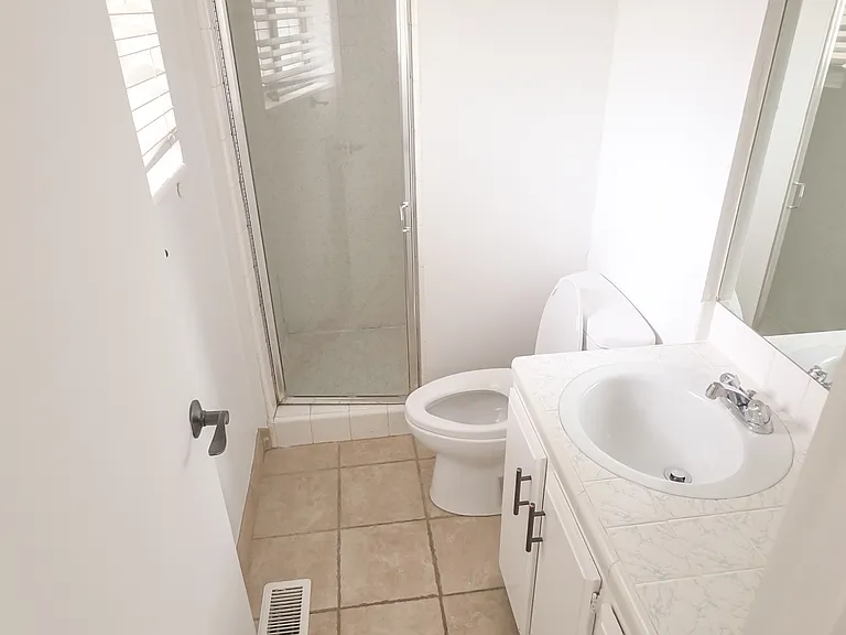 2222 E 6525 S — Photo 22