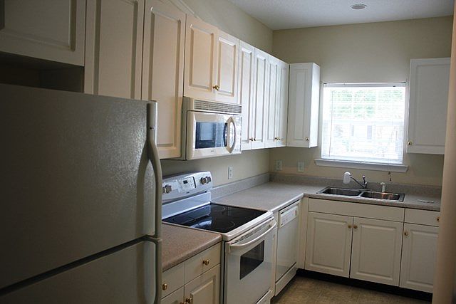 2nd image of 458 Moss Creek Ln #458