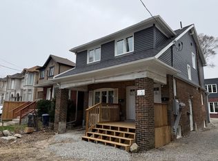 12 Franklin Ave SUITE A, Toronto, ON M2N 1B6
