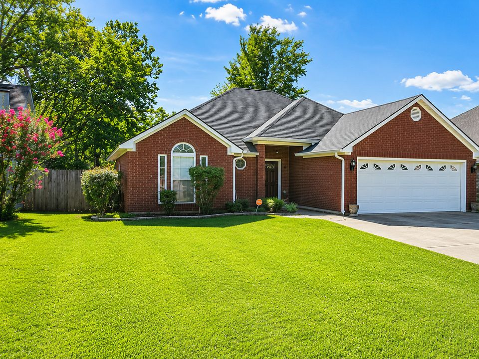 1st image of 206 Vail Dr