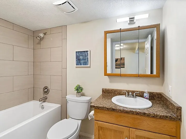 1269 Riverside Ave #14 — Photo 6