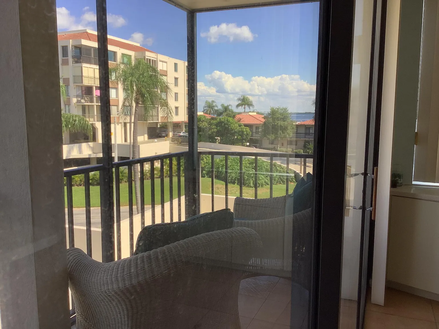 6219 Palma Del Mar Blvd S — Photo 2