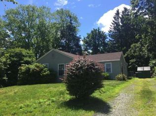 3 Maxson Rd, Groton, CT 06340