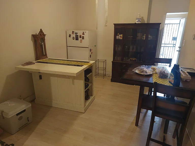5658 Appletree St — Photo 58