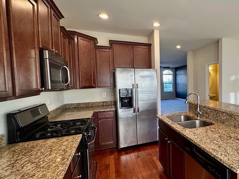 20955 Brunswick Ln — Photo 23