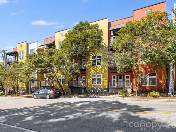 125 Clingman Ave APT 203, Asheville, NC 28801