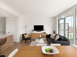 363 Tyee Rd #402, Victoria, BC V9A0B5