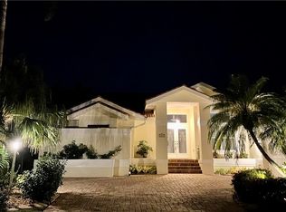 5571 Harborage Dr, Fort Myers, FL 33908