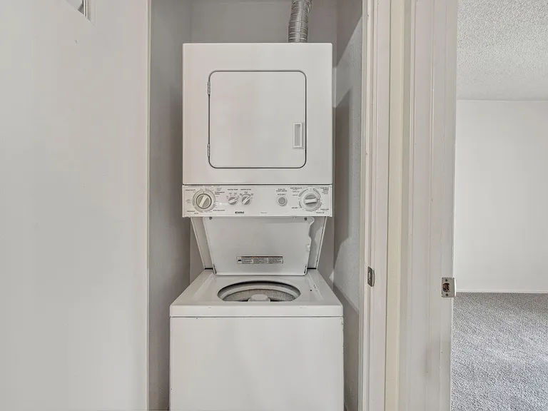 Riverview Ranch Apartments — Photo 49