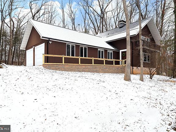 2nd image of 637 Crandall Dr