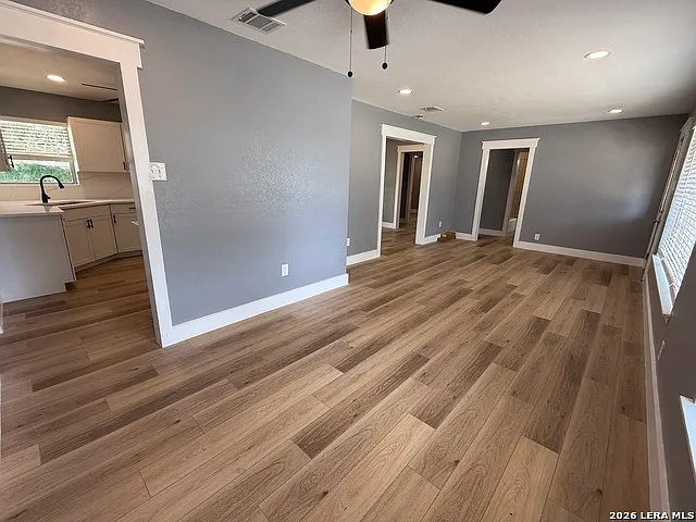 4410 Trailwood Dr — Photo 4