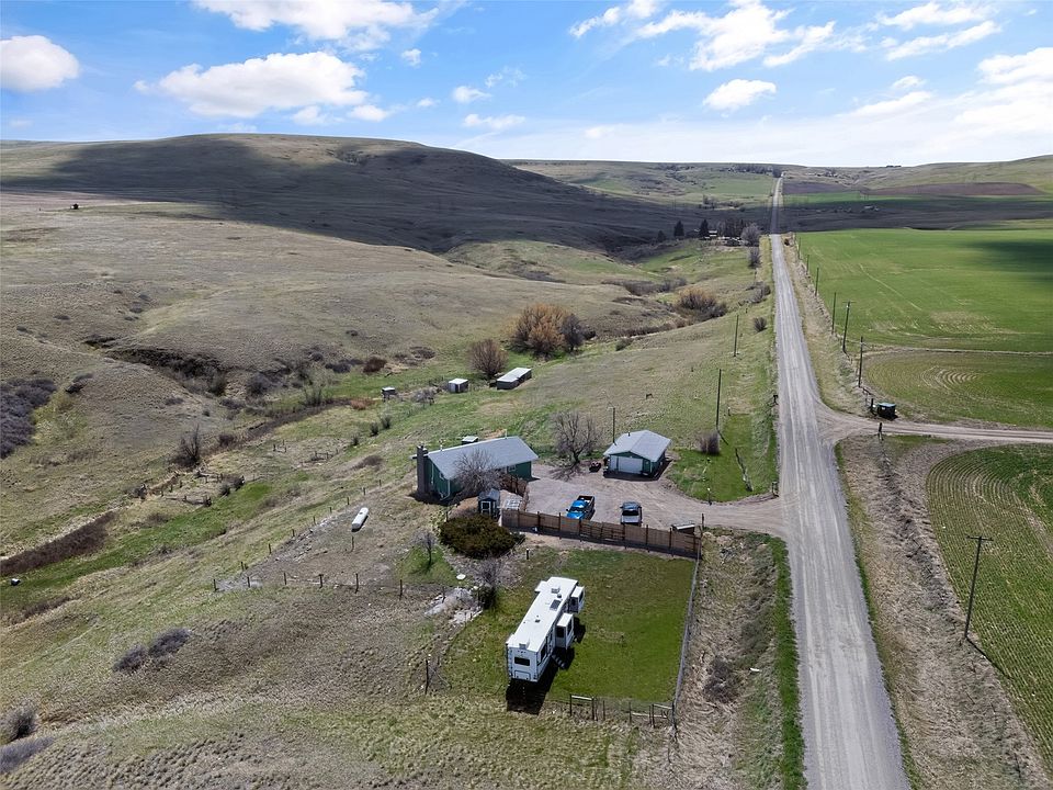 1st image of 417 Goodwyn Coulee Rd