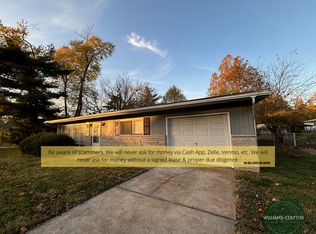 1251 Cove Ln, Saint Louis, MO 63138
