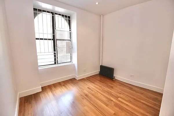 Rented by VRE | media 3