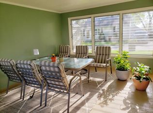 29 Lindberg Ave #1, Bristol, RI 02809