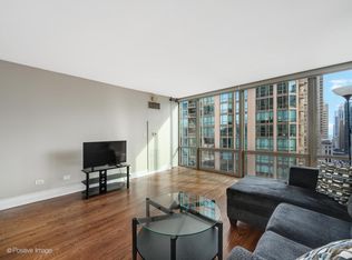 2 E Erie St APT 1501, Chicago, IL 60611