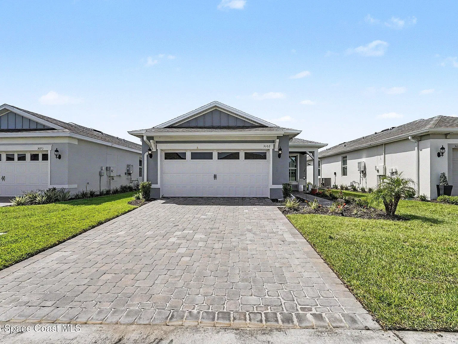 3 bed, 2.0 bath, 1397 sqft, $3,300 — Photo 4