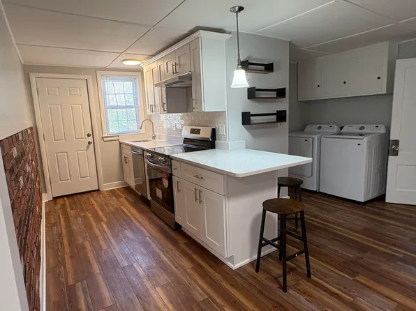 84 Quinapoxet St #3, Jefferson, MA 01522