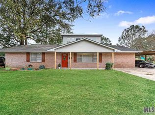 4072 Robert St, Zachary, LA 70791