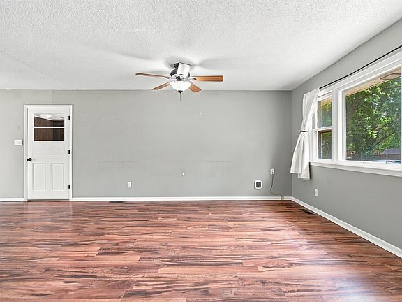 5th image of 410 8th St