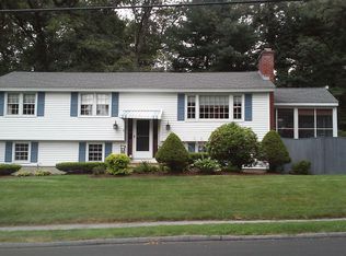 1 Montbatten Rd, Billerica, MA 01821