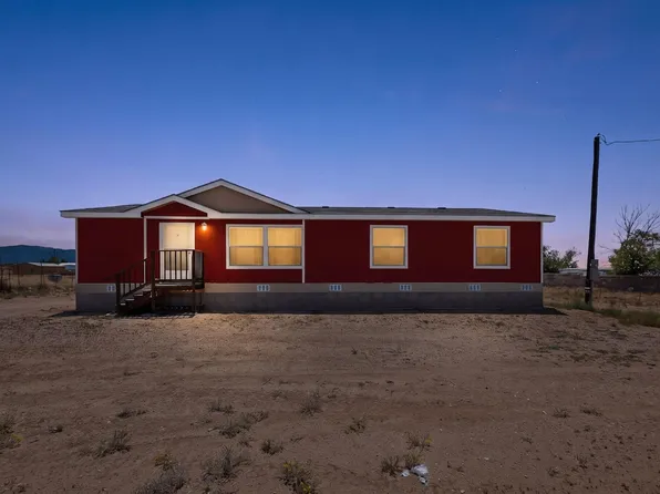 21 Valencia Dr, Los Lunas, NM 87031