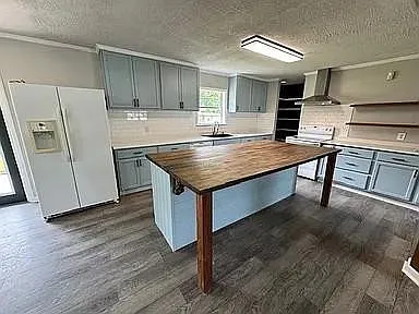 203 N Lake Dr — Photo 7