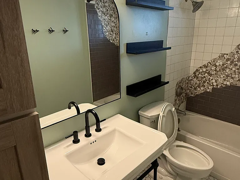 1825 E Randall Dr — Photo 12