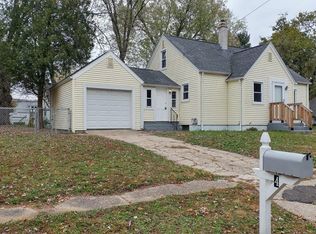 4 Jackielyn Cir, Granby, MA 01033