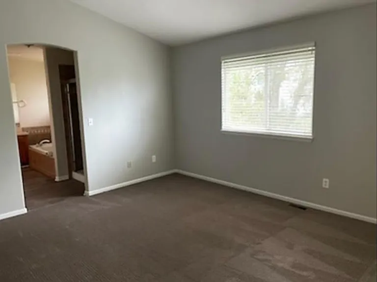 6028 Quay Ct — Photo 6