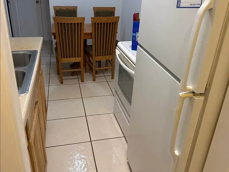 702 N L St #1 — Photo 7