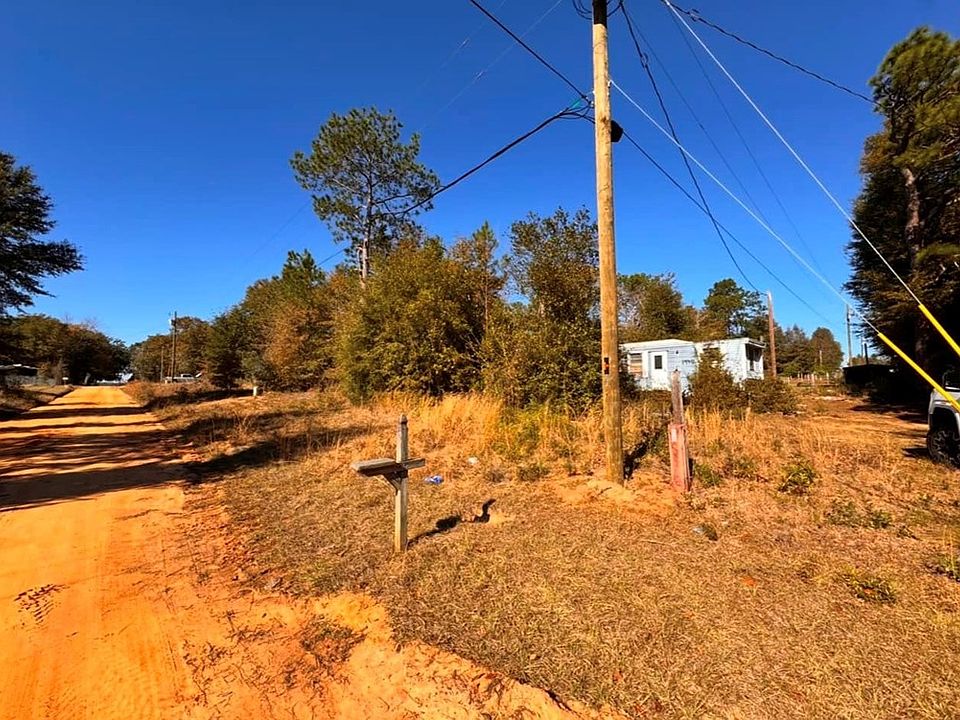 2nd image of 123 Arnold Zipple Rd