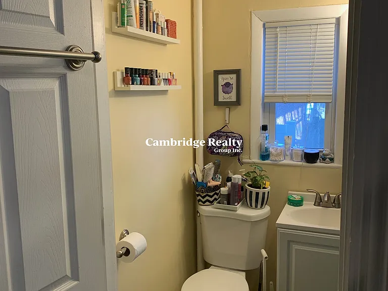 5-7 Blake St #1T — Photo 13