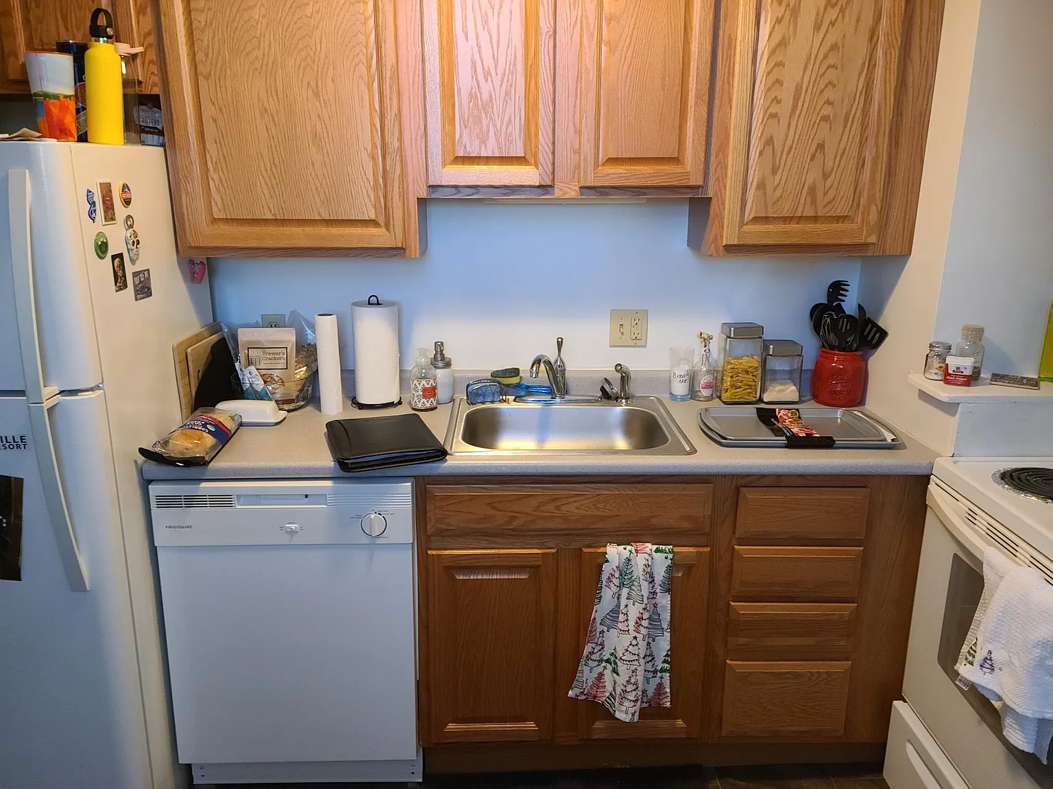 2 bed, $1,400 — Photo 3