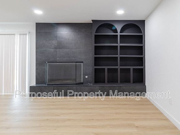 5th image of 8913 Bentree Country Way