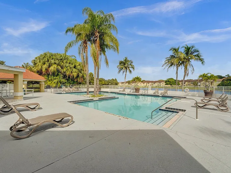 12650 Vista Isles Dr #918 — Photo 41