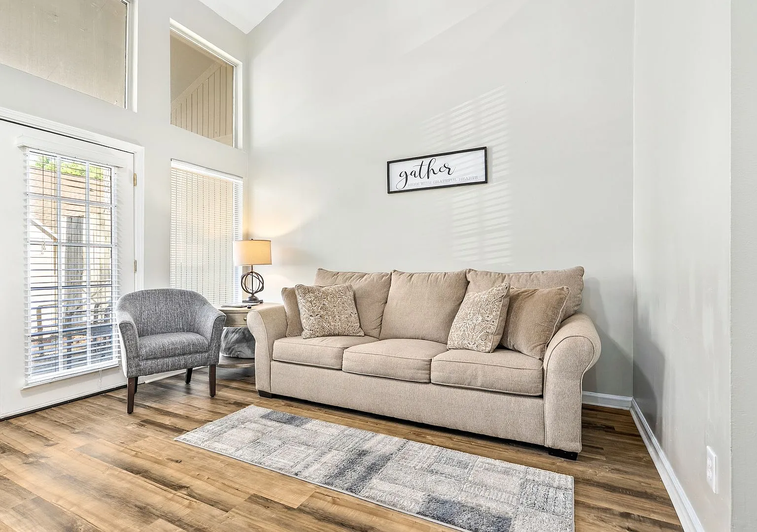 1016 B Stonegate Drive — Photo 3