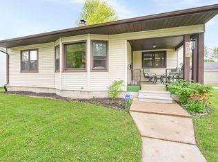 314 S Huron St, De Pere, WI 54115