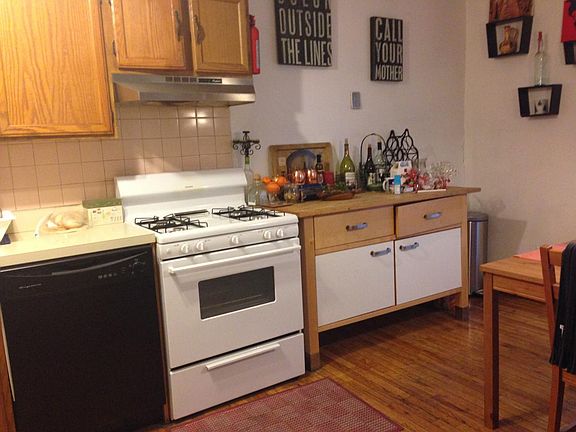 5th image of 518 S 15th St #1FLOOR