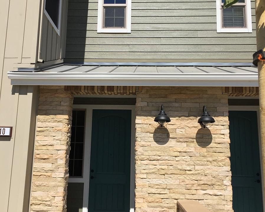1st image of 510 Sandalwood Dr